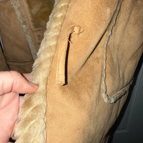 Vintage St. John's Bay Tan Faux Fur Lined Jacket Cozy Winter Coat - Picture 12 of 12